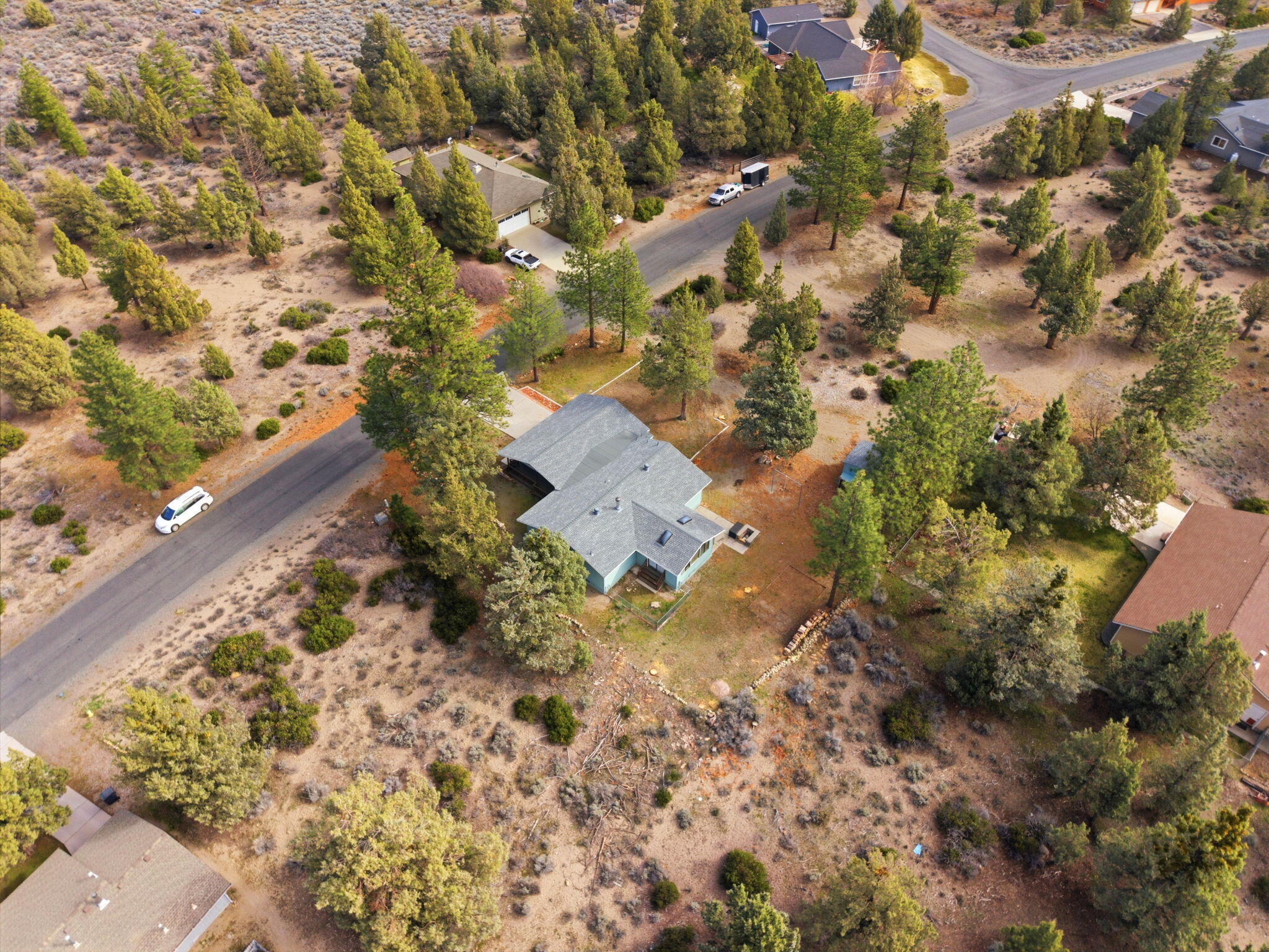 15617 Sherwood Road Weed, CA 96094 - Photo 17 of 24 17-web-or-mls-IMG-17