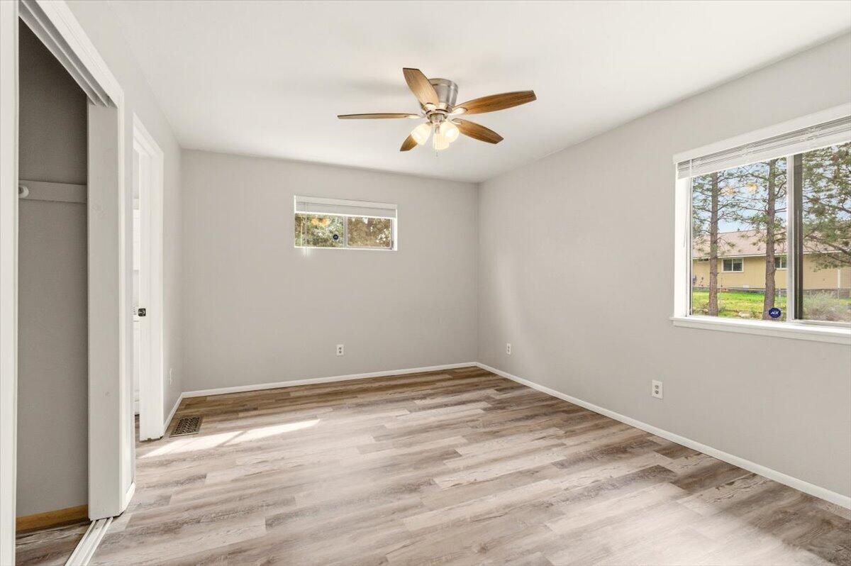 15617 Sherwood Road Weed, CA 96094 - Photo 17 of 58 11-15617 Sherwood Rd 11