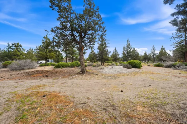 $449,900 | 15617 Sherwood Road, Weed, CA 96094
