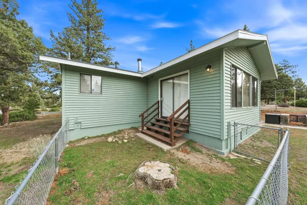 $449,900 | 15617 Sherwood Road, Weed, CA 96094