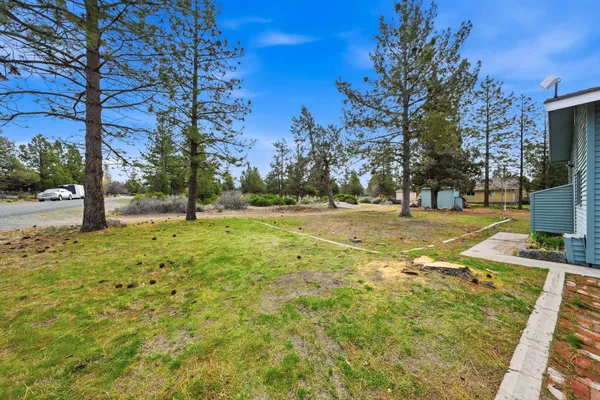 $440,000 | 15617 Sherwood Road, Weed, CA 96094