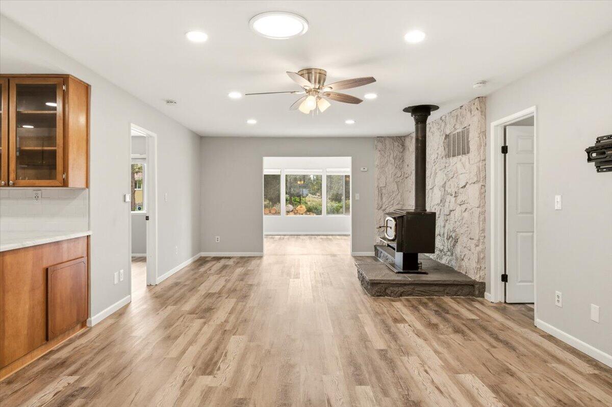 15617 Sherwood Road Weed, CA 96094 - Photo 5 of 58 02-15617 Sherwood Rd 2