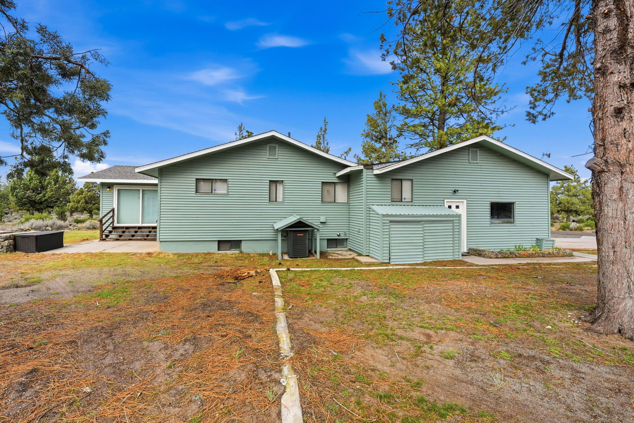 15617 Sherwood Road Weed, CA 96094 - Photo 10 of 24 10-web-or-mls-IMG-10