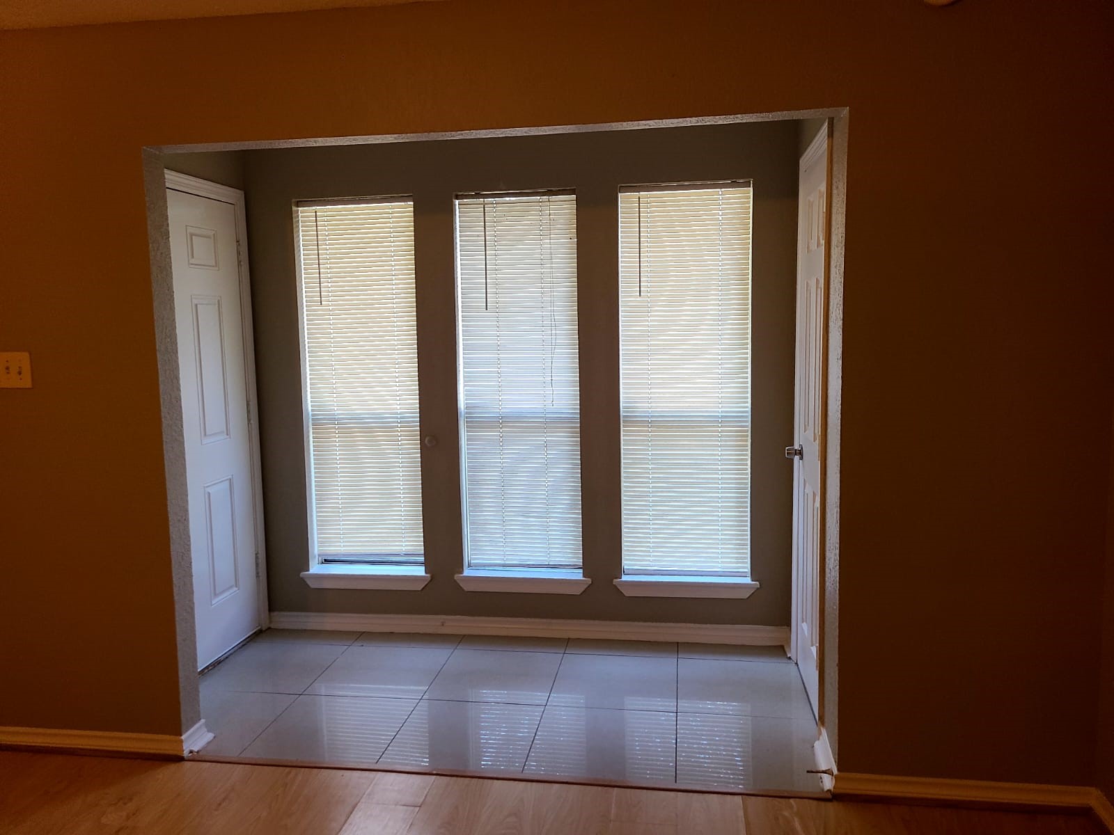 2410 Spring Dusk Drive Spring, TX 77373 - Photo 4 of 11