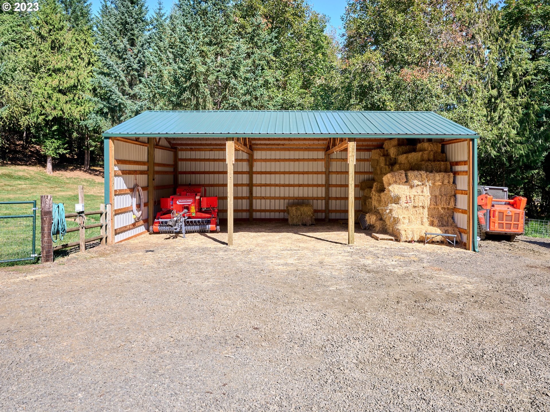15360 May Road Dallas, OR 97338 - Photo 25 of 48 an outdoor view with patio