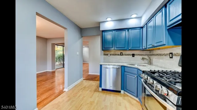 $3,500 | 21 Plymouth Alley, Unit F, West Milford, NJ 07480