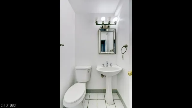 $3,500 | 21 Plymouth Alley, Unit F, West Milford, NJ 07480