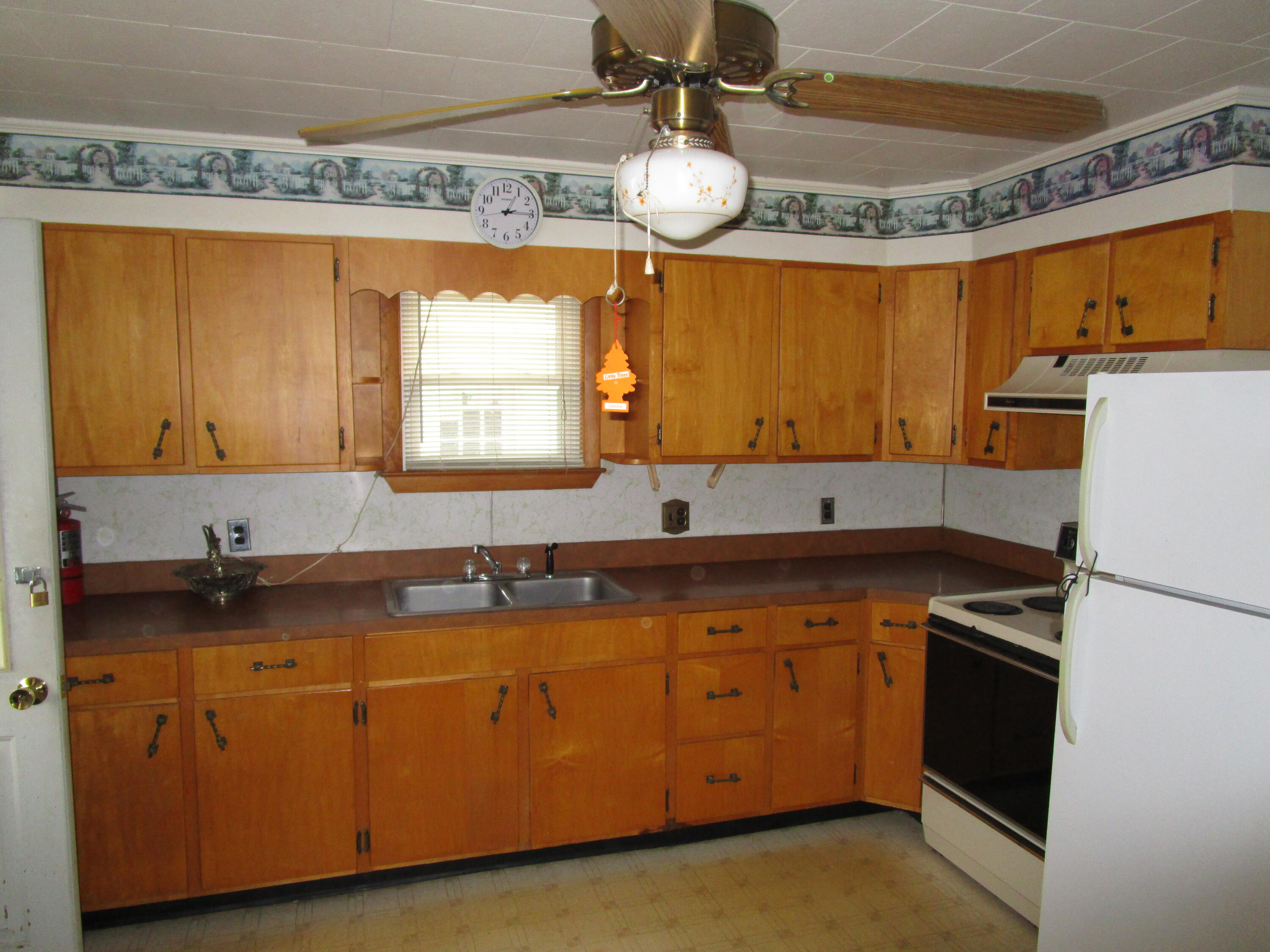 25 Lagrange Road Howland, ME 04448 - Photo 6 of 18 IMG_1121