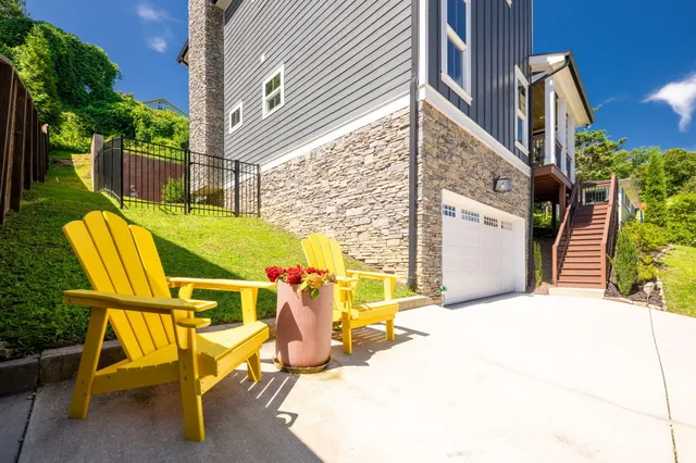 $1,095,000 | 834 Dartmouth Street, Chattanooga, TN 37405