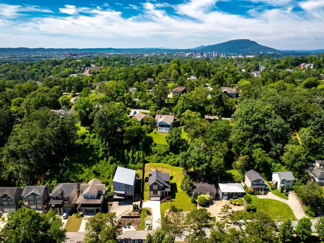$1,095,000 | 834 Dartmouth Street, Chattanooga, TN 37405