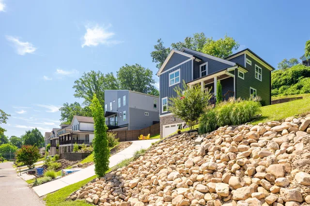 $1,095,000 | 834 Dartmouth Street, Chattanooga, TN 37405