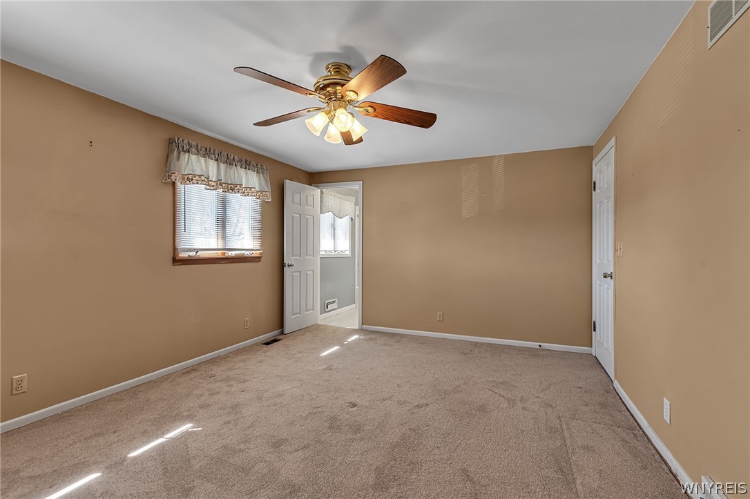 123 Delta Road Amherst, NY 14226 - Photo 32 of 47