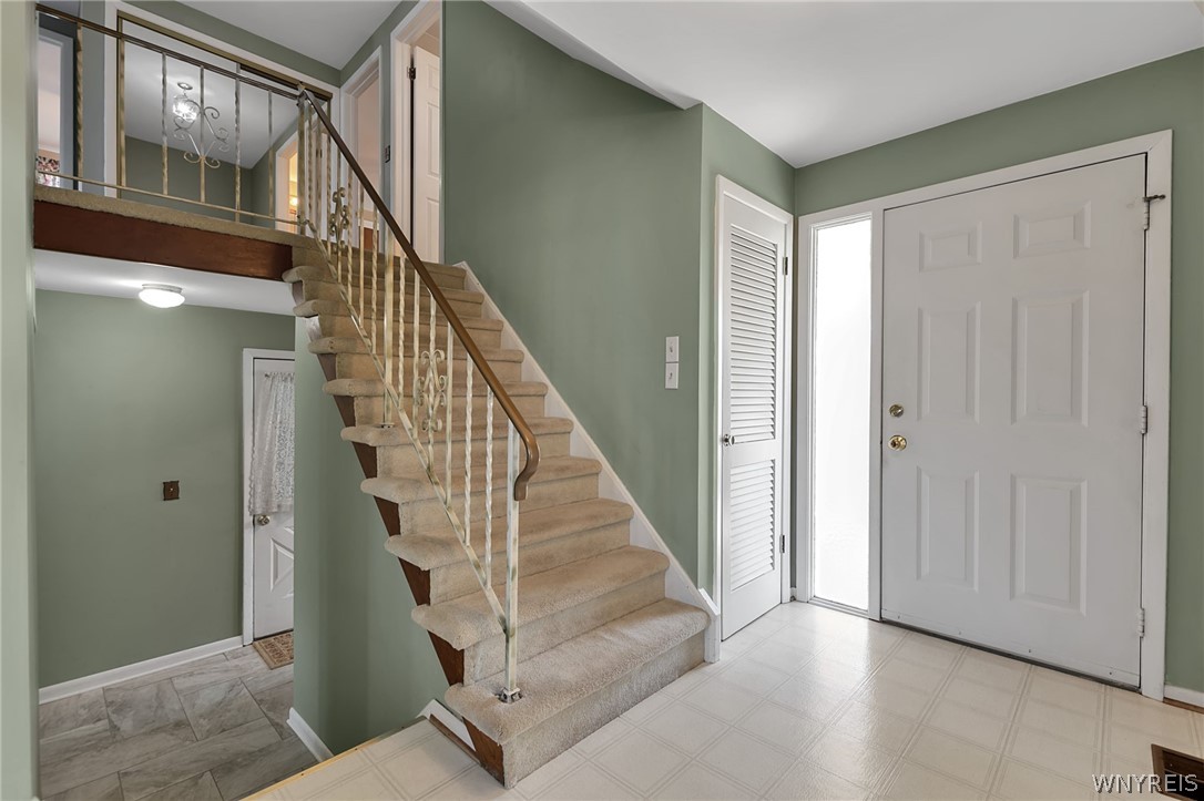 123 Delta Road Amherst, NY 14226 - Photo 8 of 47