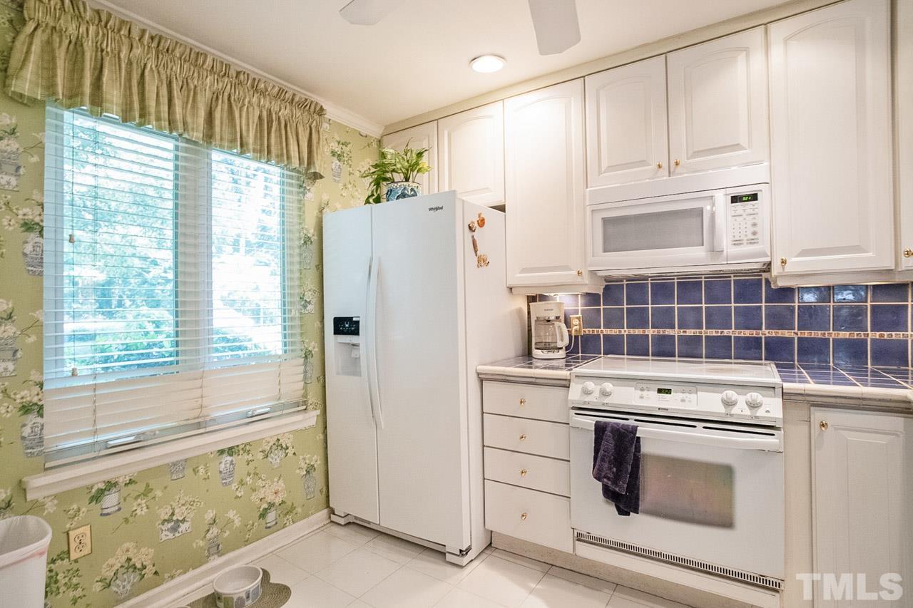 5805 Branchwood Road Raleigh, NC 27609 - Photo 11 of 22 Gallery Image 11