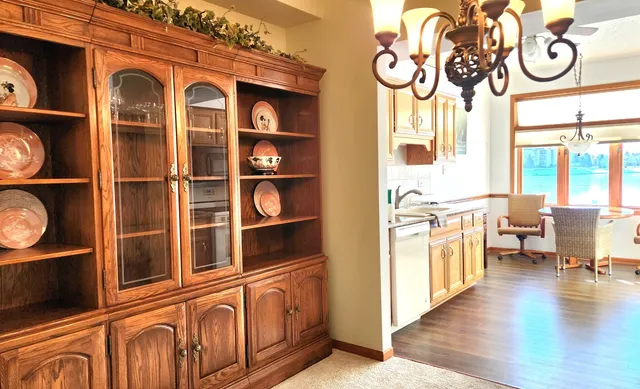 $280,000 | 18440 Pine Lake Drive, Unit 1, Tinley Park, IL 60477