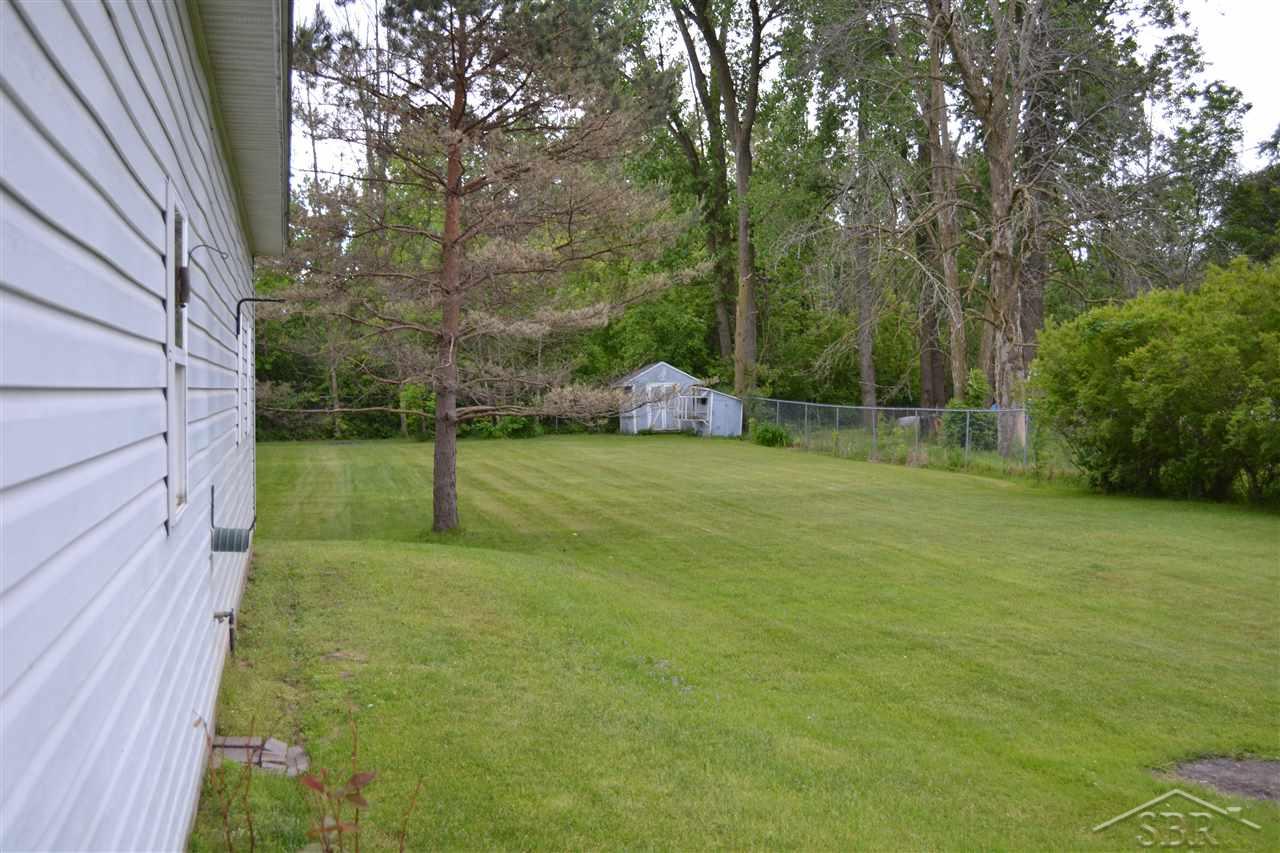 3428 Cramer Road Bay City, MI 48706 - Photo 8 of 34 31315019-7.JPG
