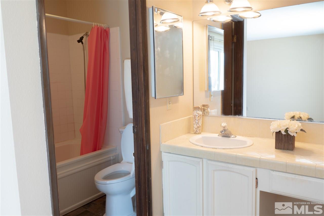 3025 Everett Drive Reno, NV 89503 - Photo 10 of 23 Photo 10