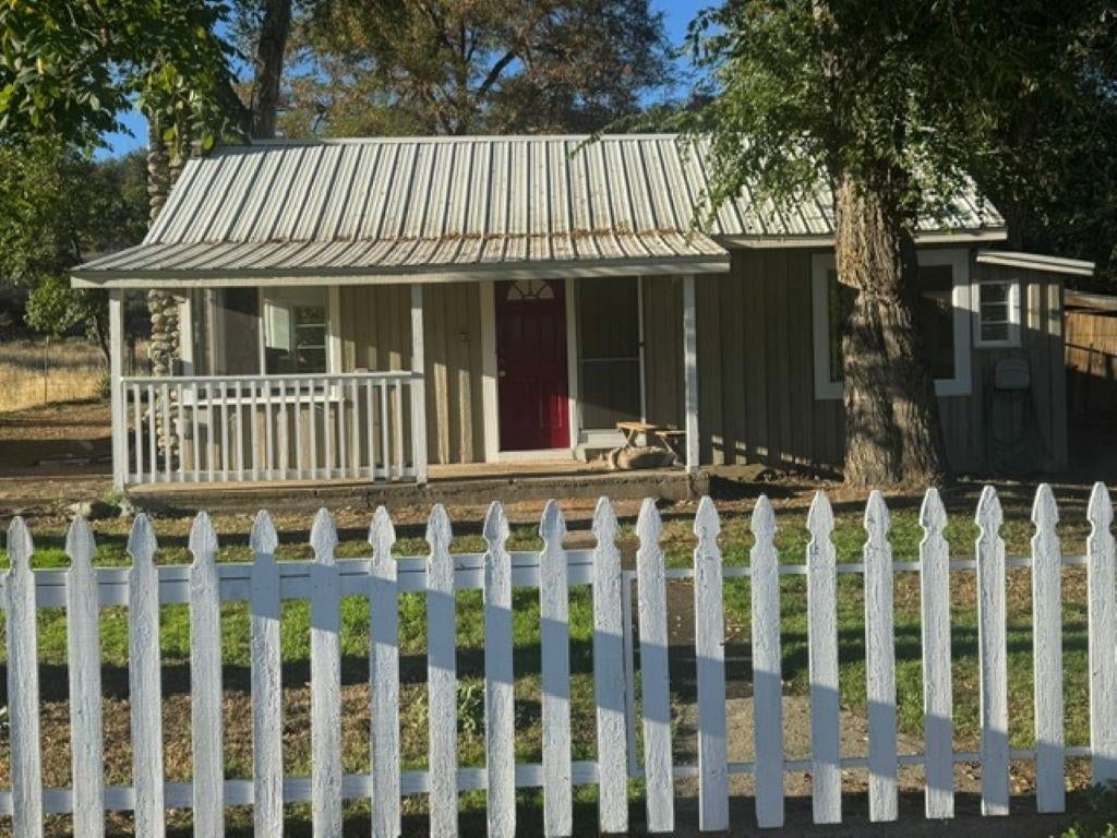 7500 Quartz Valley Road Fort Jones, CA 96032 - Photo 3 of 28 Gallery Image 3