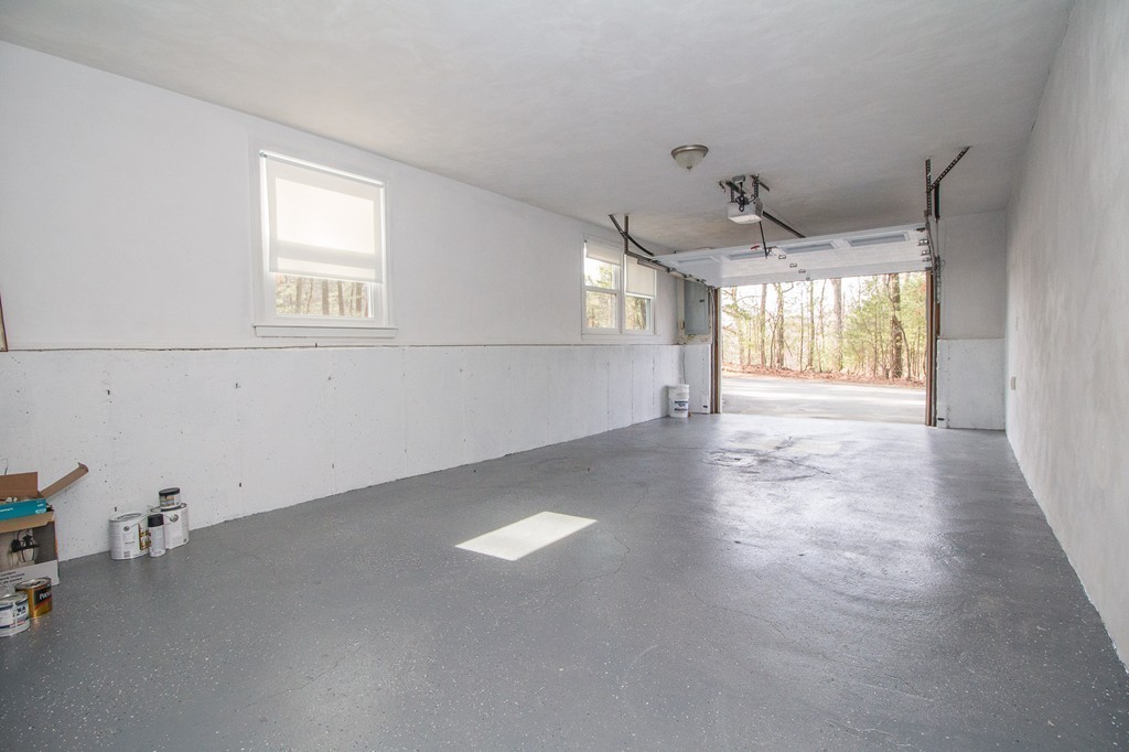 283 Kelly Road Northbridge, MA 01534 - Photo 23 of 26