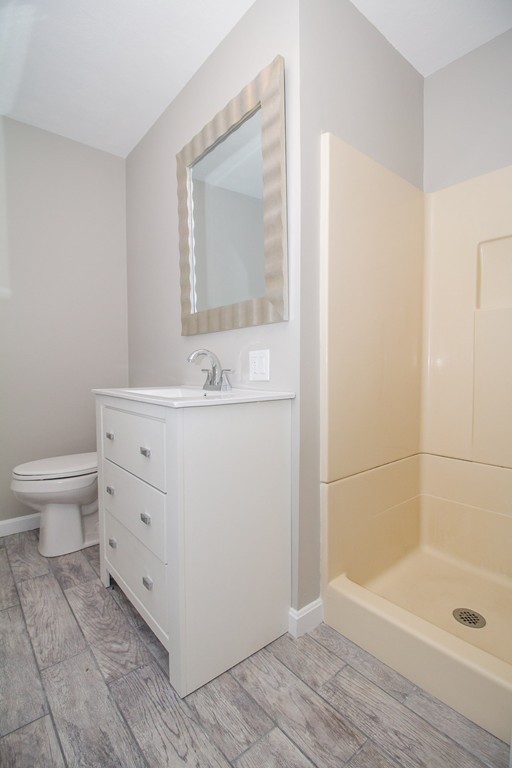 283 Kelly Road Northbridge, MA 01534 - Photo 9 of 26