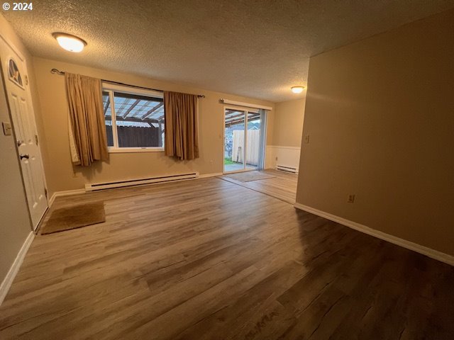 907 Greenwood Avenue Reedsport, OR 97467 - Photo 23 of 45