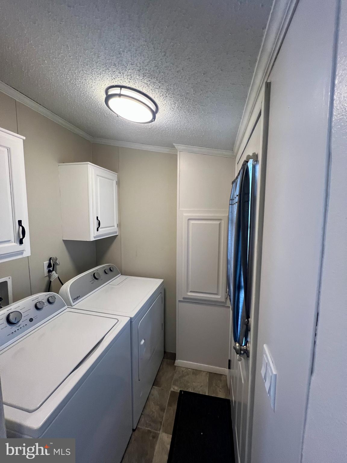 768 East Garden Road, Unit 14 Vineland, NJ 08360 - Photo 27 of 33 a bathroom with a sink and a mirror