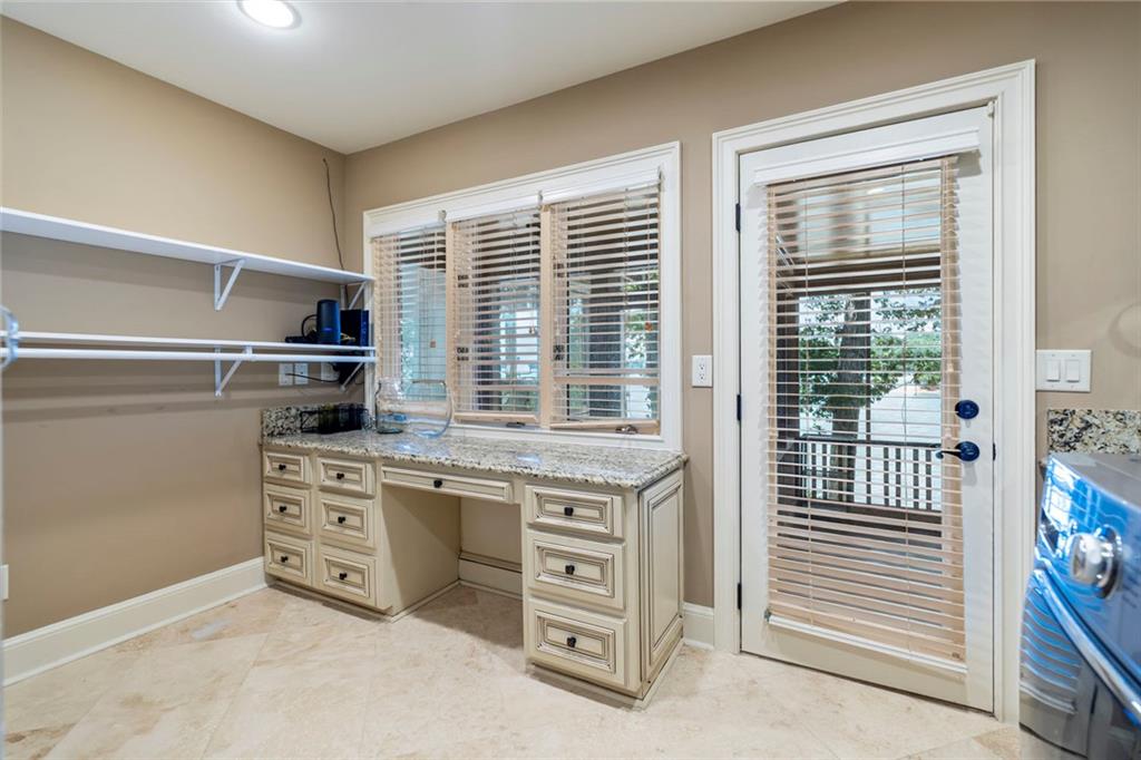 6576 Yacht Club Road Flowery Branch, GA 30542 - Photo 78 of 186
