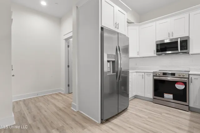 $539,900 | 124 Court Street, Unit 204, Bay St. Louis, MS 39520