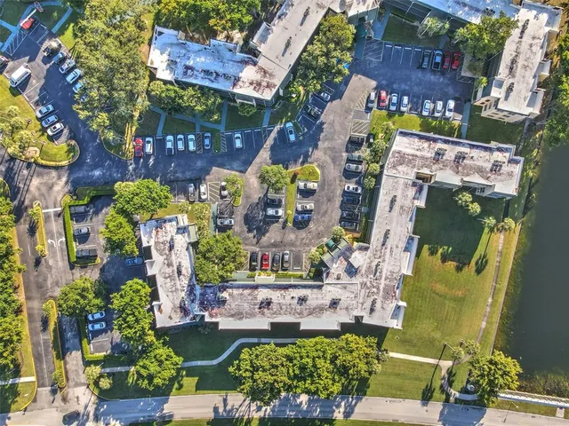 a car parked in front of a building