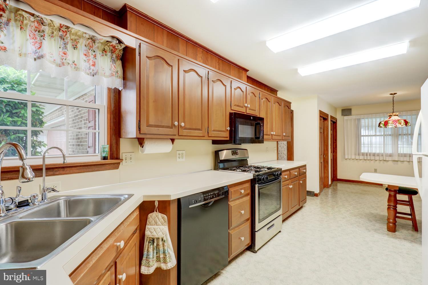 771 East Oregon Road Lititz, PA 17543 - Photo 27 of 63