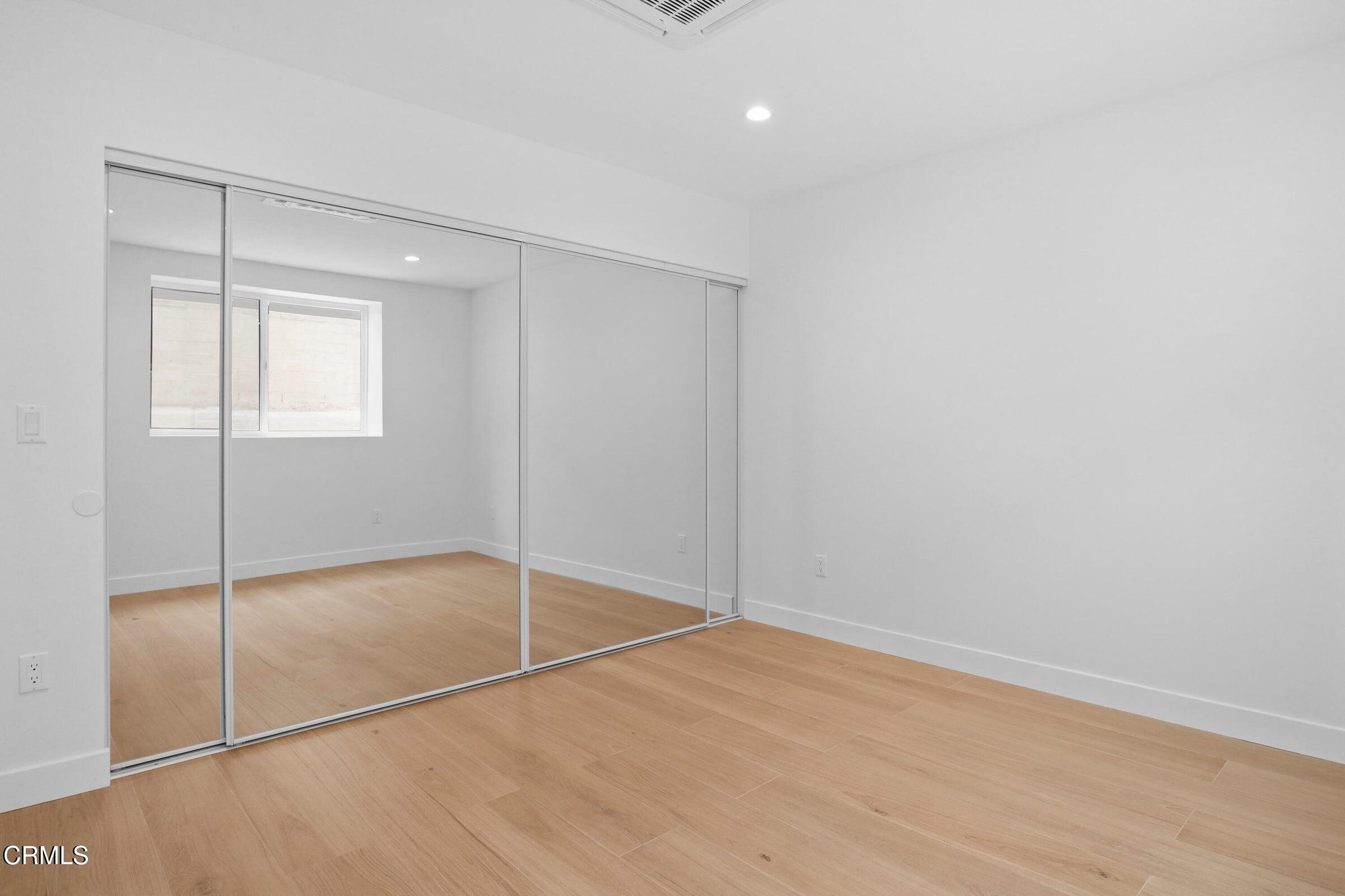 112 North Kenneth Road, Unit 101 Burbank, CA 91501 - Photo 13 of 20 a view of an empty room