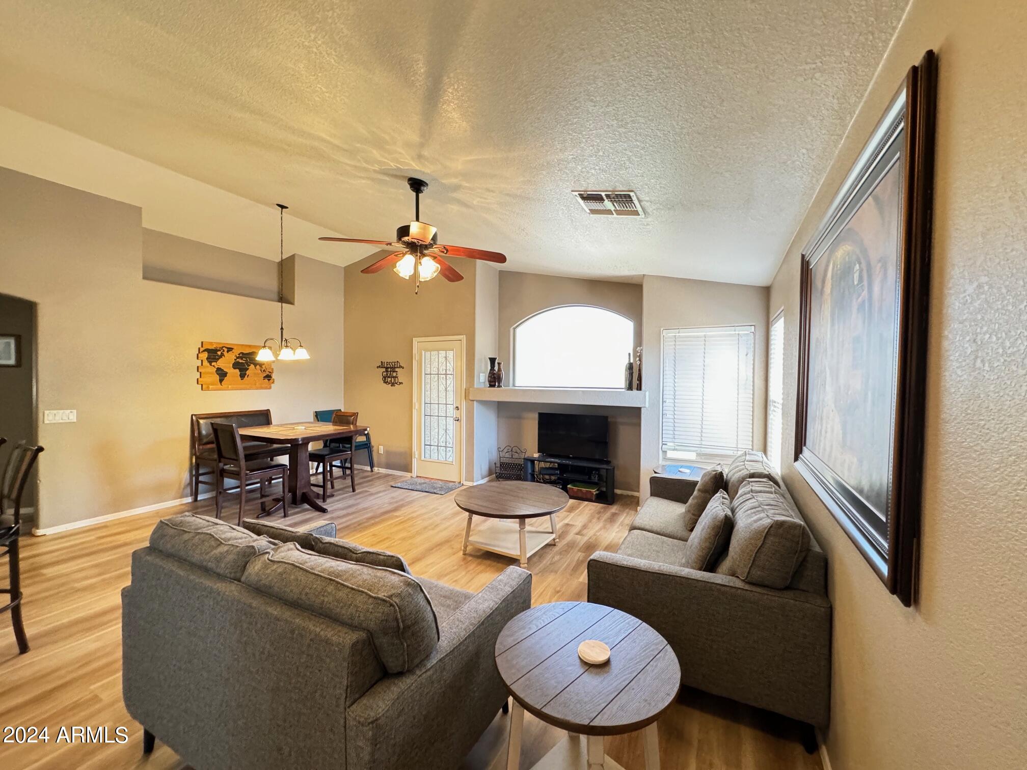 13314 West Mauna Loa Lane Surprise, AZ 85379 - Photo 3 of 13 IMG_3757