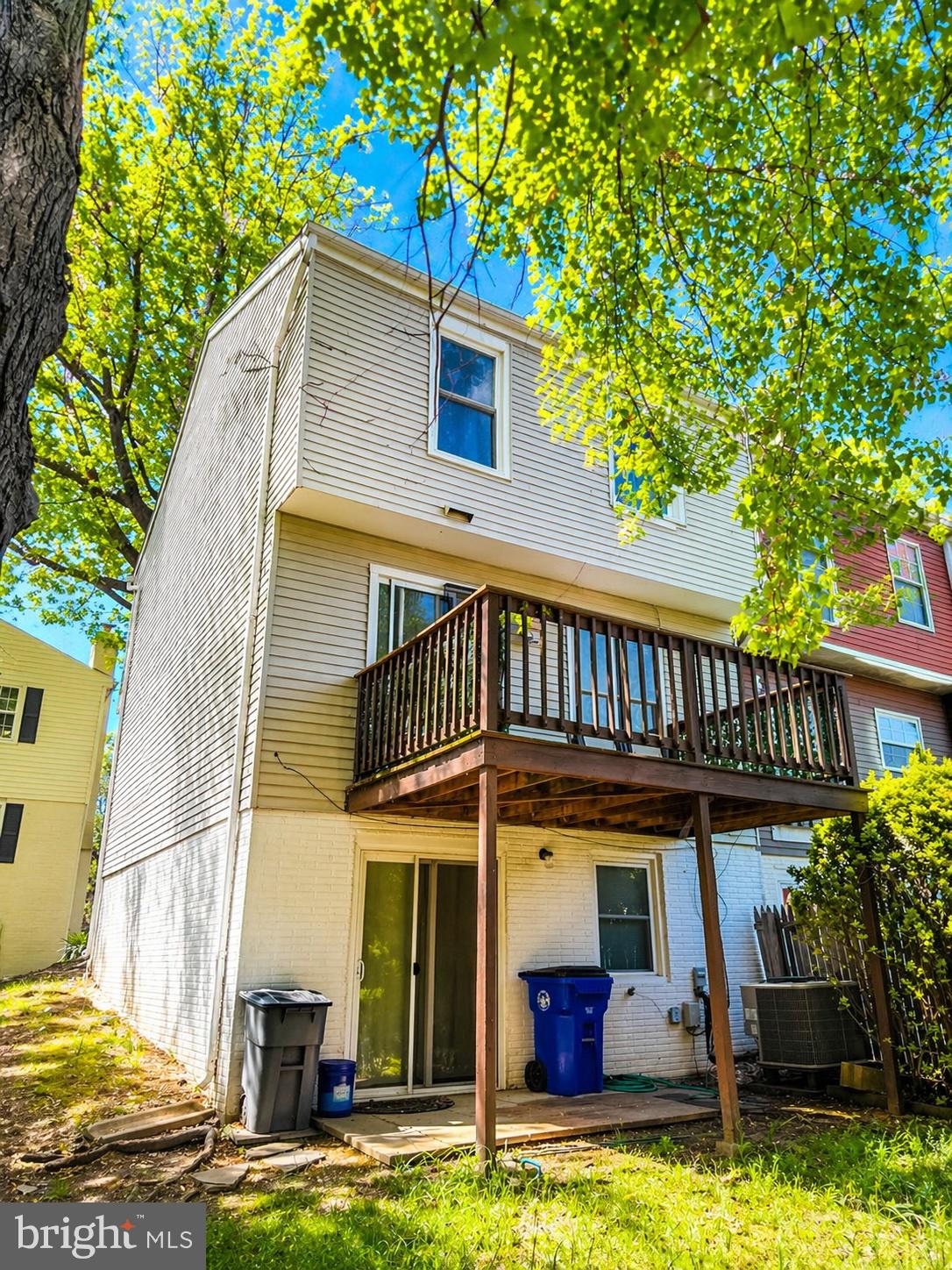 1667 Colonial Way Frederick, MD 21702 - Photo 2 of 2 Back Exterior