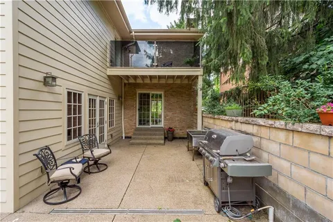 $845,000 | 1029 Tall Trees Drive, Pittsburgh, PA 15241