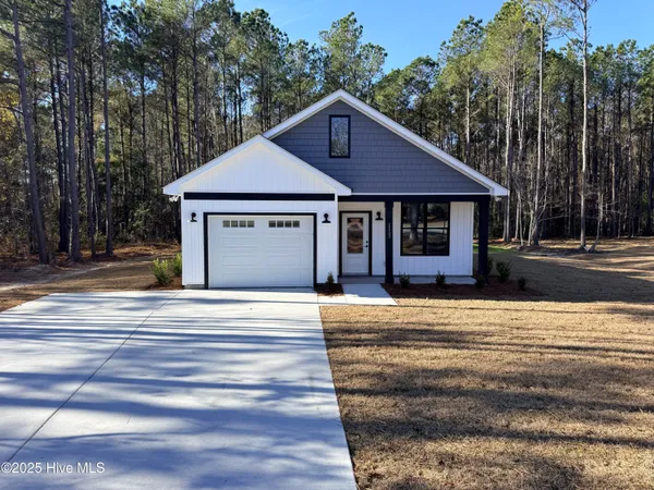 $374,900 | 1152 Watts Landing Road, Hampstead, NC 28443