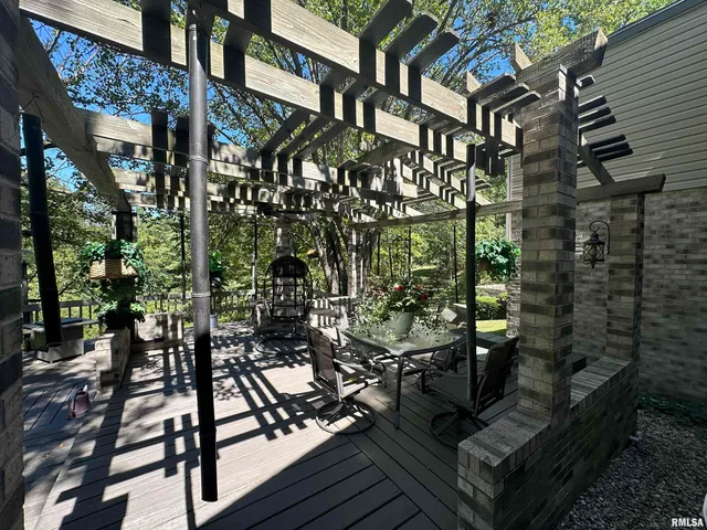 $377,000 | 2381 Logan Street, Murphysboro, IL 62966