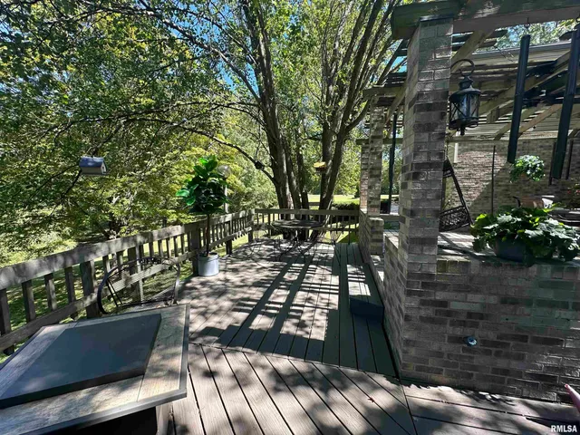 $377,000 | 2381 Logan Street, Murphysboro, IL 62966