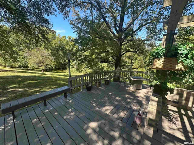 $377,000 | 2381 Logan Street, Murphysboro, IL 62966