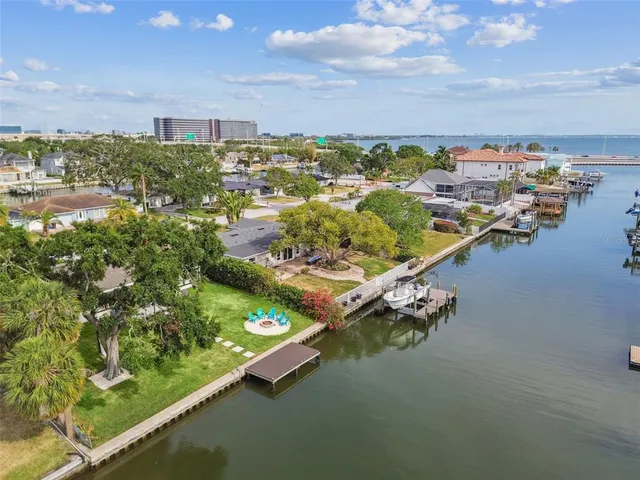 $5,500 | 3922 Fontainebleau Drive, Tampa, FL 33634