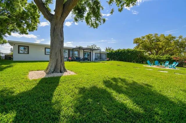 $5,500 | 3922 Fontainebleau Drive, Tampa, FL 33634