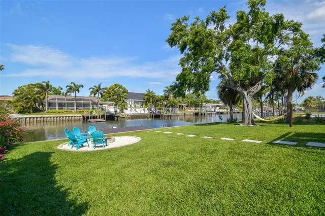 $5,500 | 3922 Fontainebleau Drive, Tampa, FL 33634