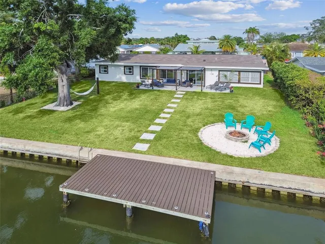 $5,500 | 3922 Fontainebleau Drive, Tampa, FL 33634