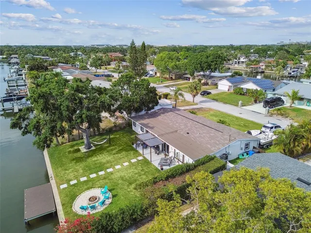 $5,500 | 3922 Fontainebleau Drive, Tampa, FL 33634