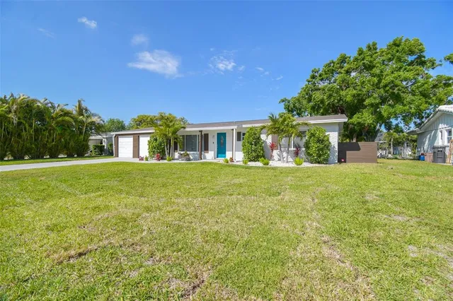 $5,500 | 3922 Fontainebleau Drive, Tampa, FL 33634