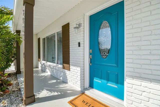 $5,500 | 3922 Fontainebleau Drive, Tampa, FL 33634