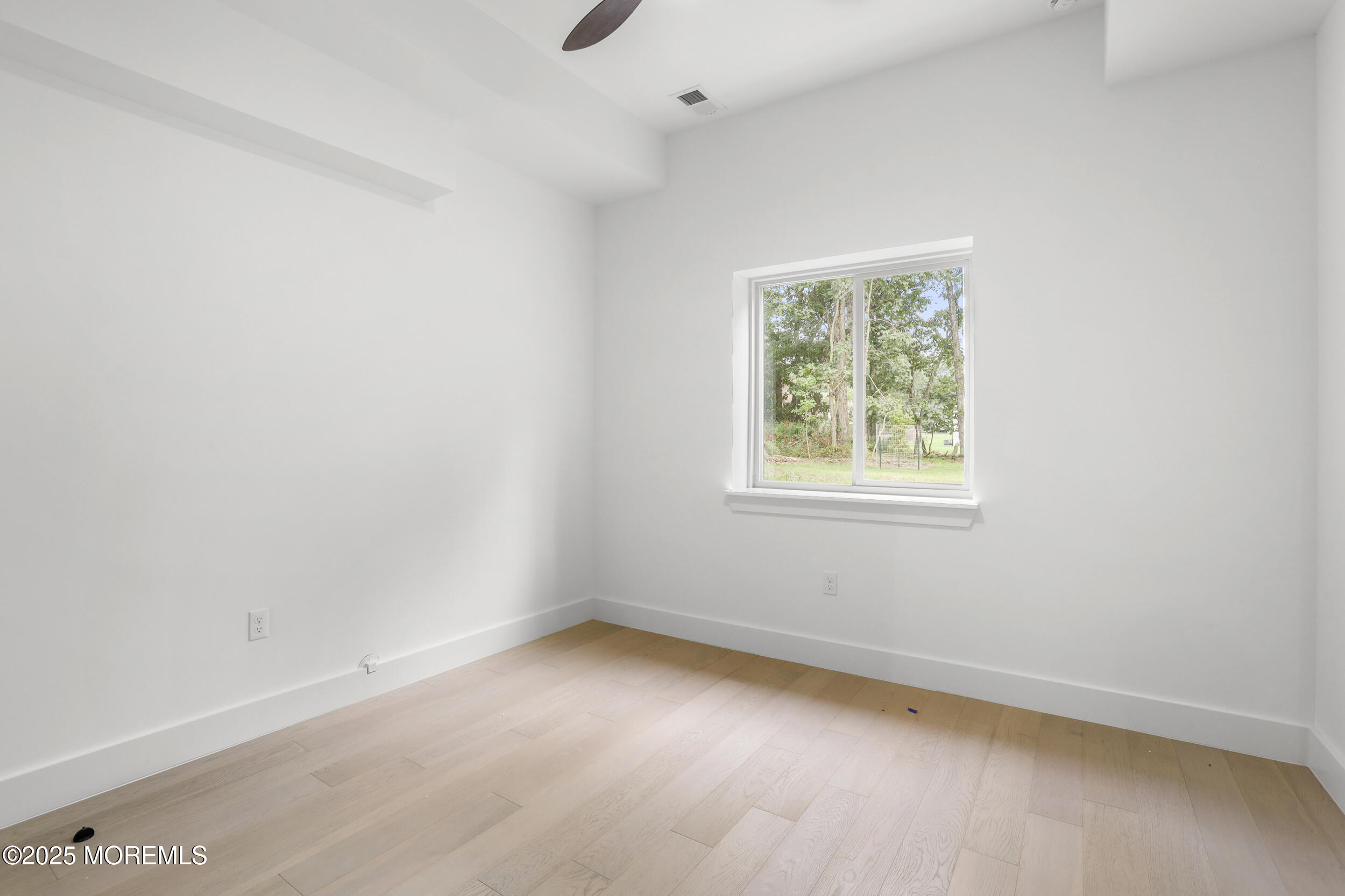 1405 Ridge Avenue Jackson, NJ 08527 - Photo 19 of 29 an empty room with a window