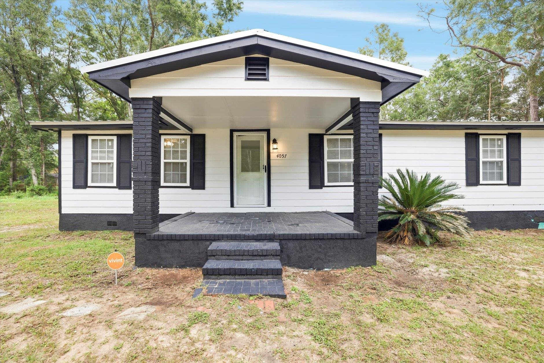 4057 Bishop Road Tallahassee, FL 32305 - Photo 6 of 48 Gallery Image 6