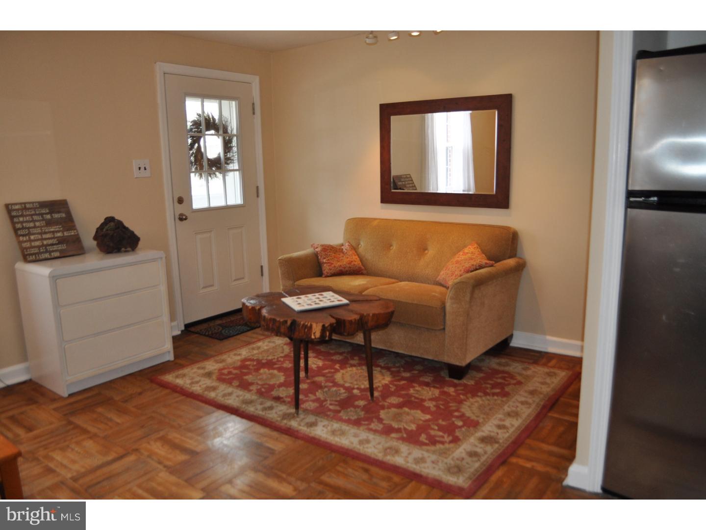 286 Valley View Road Malvern, PA 19355 - Photo 4 of 18 Living Room