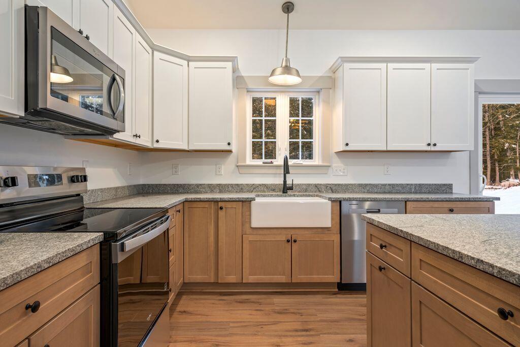 13 Angelwood Rd Extension Standish, ME 04084 - Photo 7 of 32 DSC08785