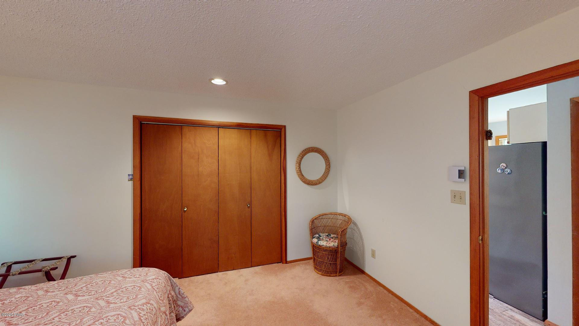 78 Roamingwood Road Lake Ariel, PA 18436 - Photo 19 of 46